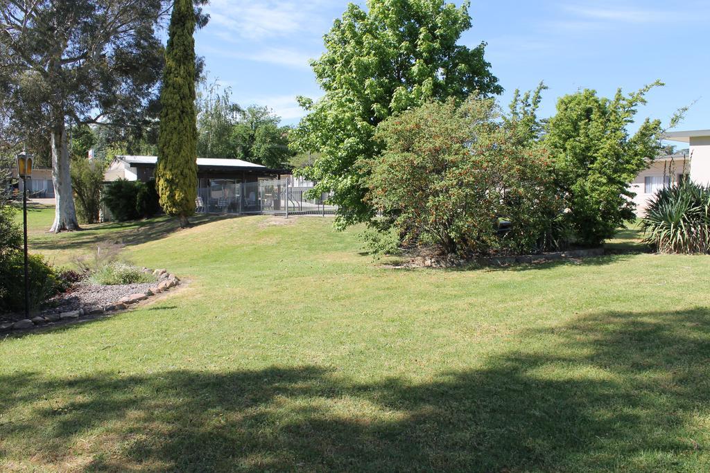 Mountain View Motel Corryong Esterno foto