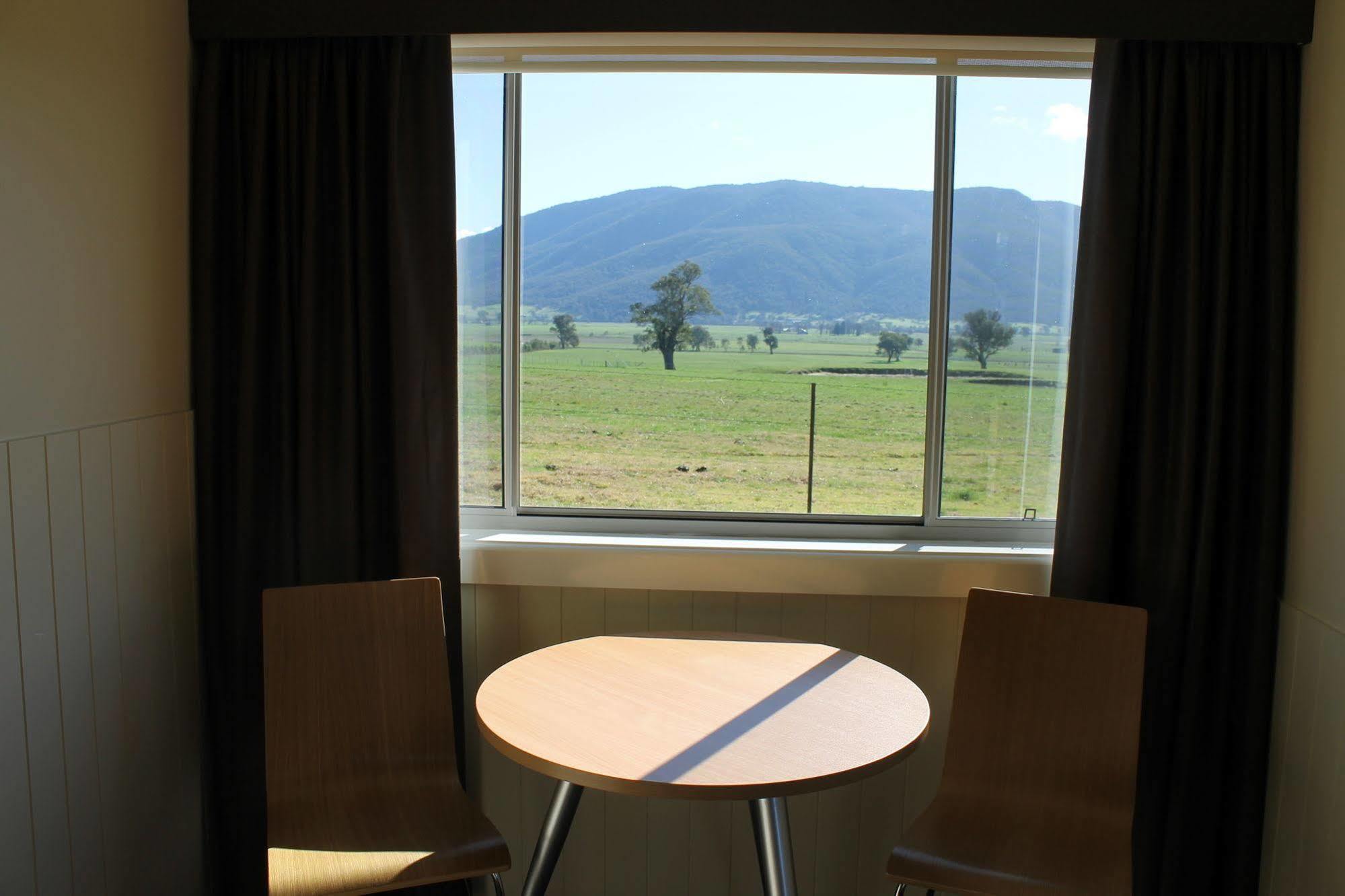 Mountain View Motel Corryong Esterno foto
