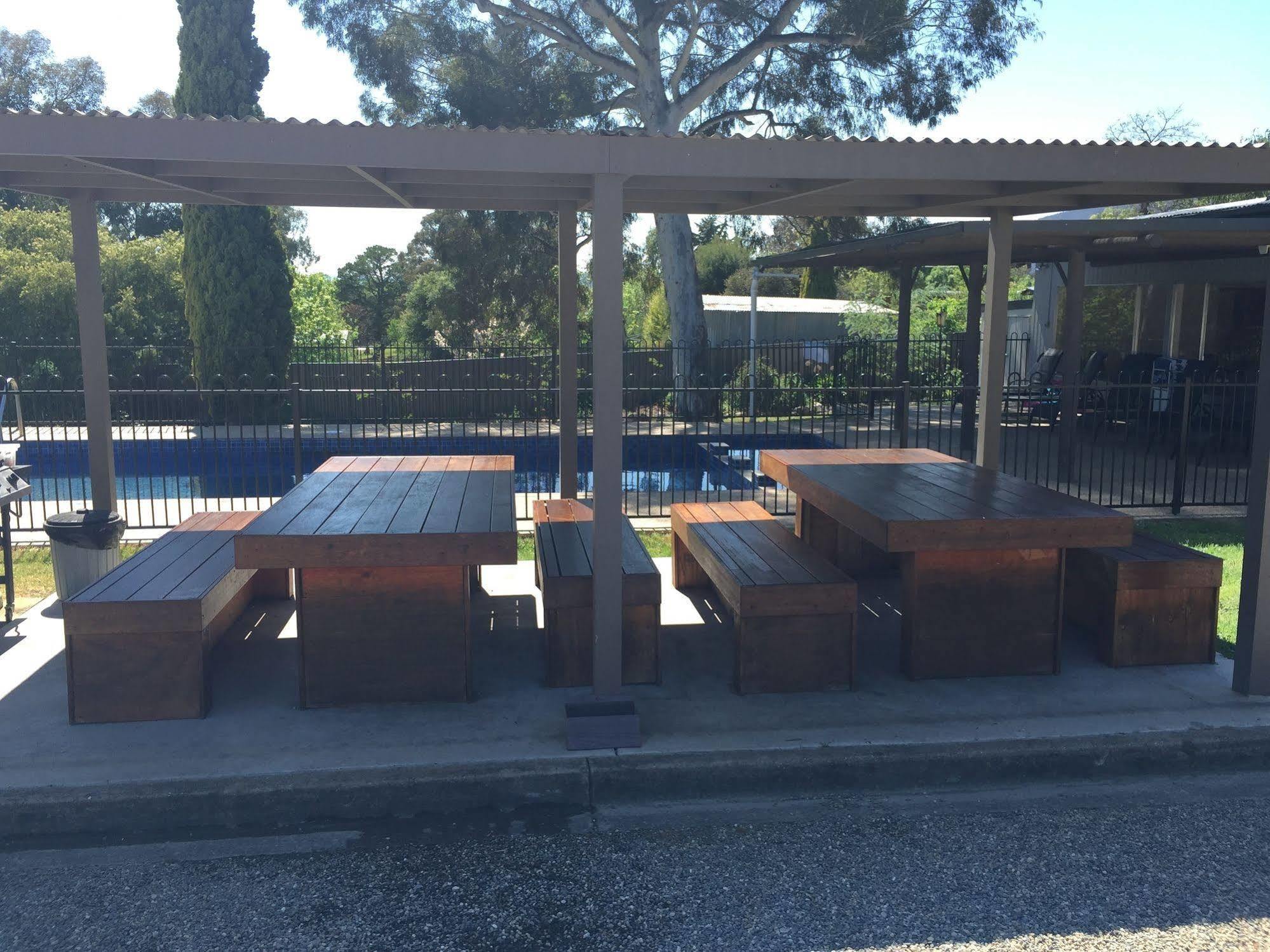 Mountain View Motel Corryong Esterno foto